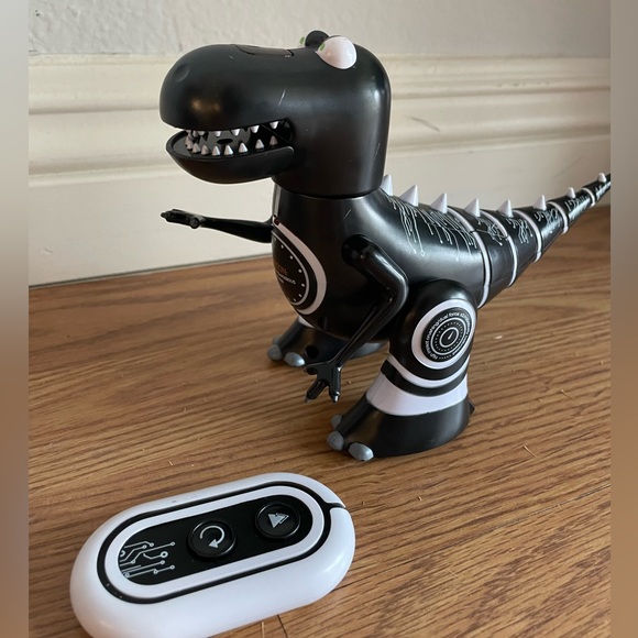🦖 SHARPER IMAGE Mini RC Robotosaur Dinosaur - Picture 9 of 11